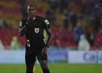 Jhon Hinestroza y las 13 tarjetas en el Pasto vs. Santa Fe