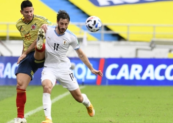 Jugador uruguayo da positivo para Covid-19 tras enfrentar a Colombia