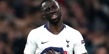 Medios internacionales apuntan a una venta de Davinson Sánchez