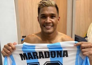 Teófilo Gutiérrez le dedicó el triunfo de Junior a Maradona