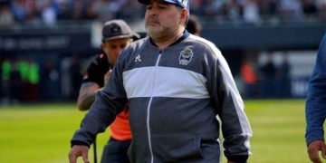 Diego Armando Maradona ingresó a un hospital de Argentina
