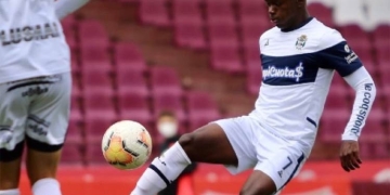 ¿Nuevo club para Johan Carbonero?