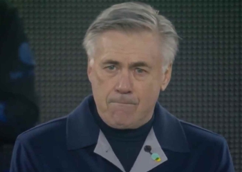 Carlo Ancelotti, bastante conmovido en homenaje a Maradona