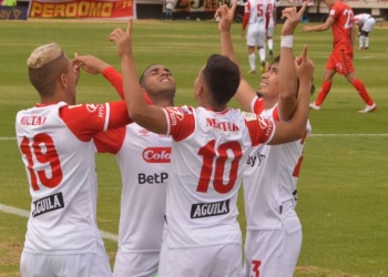 Santa Fe recuperó a su goleador para las fases finales