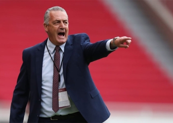 Gustavo Alfaro, uno de los técnicos libres después del Mundial ¡Así se despidió!