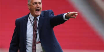 Gustavo Alfaro, uno de los técnicos libres después del Mundial ¡Así se despidió!