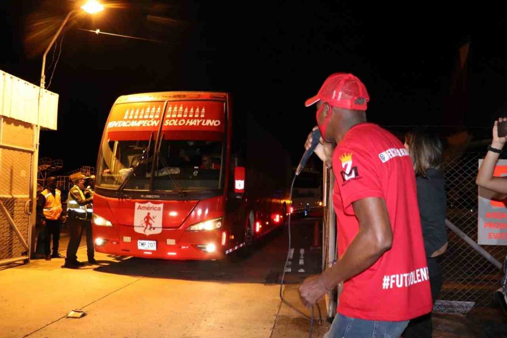 ¡Bienvenido, Campeón! Así fue el recibimiento de América en Cali