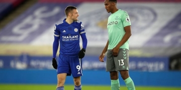 Otra vez sin James, Everton venció a Leicester City con Yerry Mina como titular