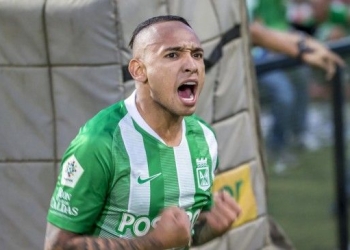 Jarlan Barrera mandó callar a un hincha del Junior