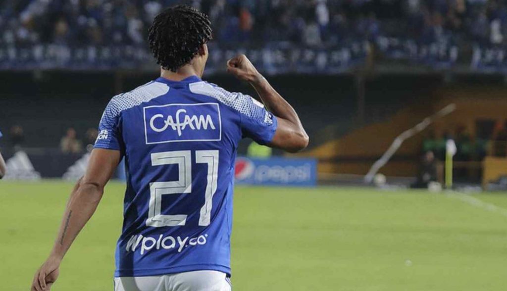 Juan Carlos Pereira firmó nuevo contrato con Millonarios