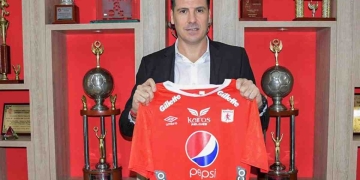 Pase lo que pase, Juan Cruz Real no seguiría como DT en América