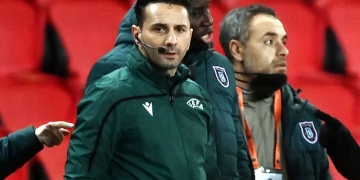 ¿Cuál será la sanción para el árbitro acusado de racismo?