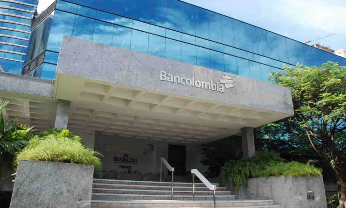 Solucionar dudas del Ingreso Solidario con Bancolombia en redes sociales