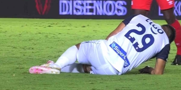 'Teo' Gutiérrez solamente duró 10 minutos en cancha