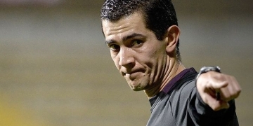Árbitro colombiano que iba a pitar en la Copa Sudamericana dio positivo para COVID -19