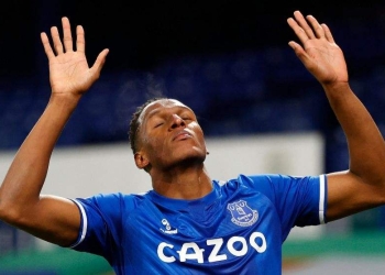 Siguen los elogios para Yerry Mina tras gol con el Everton