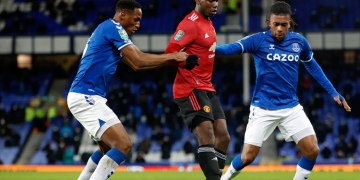 En la Carabao Cup, Everton no pudo sin James Rodríguez