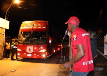 ¡Bienvenido, Campeón! Así fue el recibimiento de América en Cali