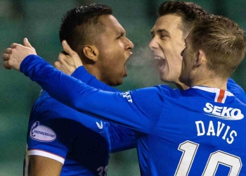 Con gol de Morelos, Rangers se acerca cada vez más al título en Escocia