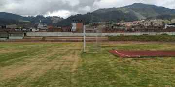 Equidad vs. Nacional el lamentable estado de la cancha de Zipaquirá