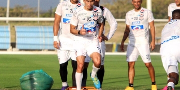 Él es Fabián Sambueza