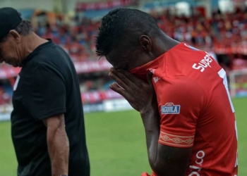 Héctor Quiñones y los jugadores que no están de acuerdo con su salida