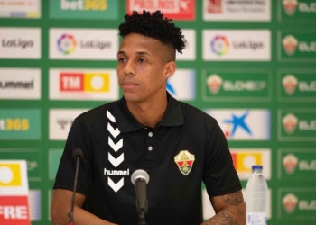 Jeison Lucumí mitad de temporada y sólo 50 minutos en La Liga