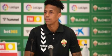 Jeison Lucumí mitad de temporada y sólo 50 minutos en La Liga