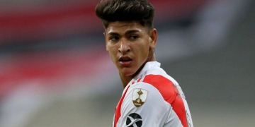 ¡Carrascal por fin lució con River y... no transmitieron el partido! Hay memes para el colombiano