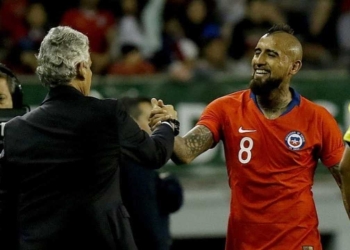 La emotiva despedida de Arturo Vidal a Reinaldo Rueda