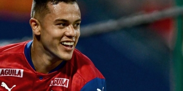 Él es Leonardo Castro