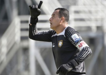 El récord con el que Nelson Ramos alcanzó a Rogerio Ceni