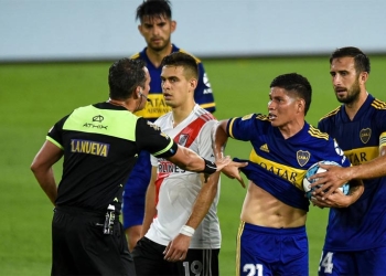 Expulsión de Campuzano y goles de Borré y Villa en el Boca vs River