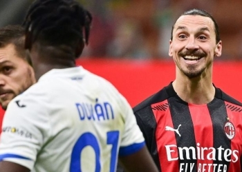 La burla de Zlatan Ibrahimovic a Duván Zapata en la goleada de Atalanta sobre Milan