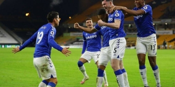 Elogios para James Rodríguez y Yerry Mina: así fueron sus calificaciones tras victoria con Everton