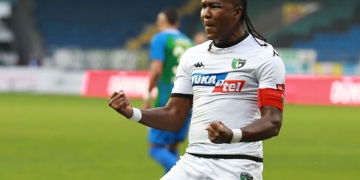 Hugo Rodallega sigue marcando con el penúltimo equipo de la liga turca