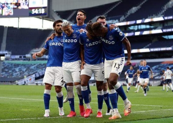 Everton vs. Sheffield: James Rodríguez y Yerry Mina son titulares en la FA Cup