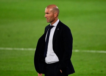 Zinedine Zidane dio positivo para COVID-19