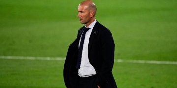 Zinedine Zidane dio positivo para COVID-19