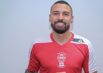 ¡Fin de la novela con Millonarios! José Moya fue presentado en su nuevo equipo
