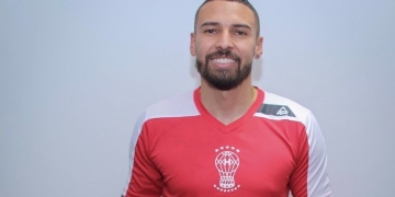 ¡Fin de la novela con Millonarios! José Moya fue presentado en su nuevo equipo