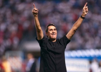 Alexandre Guimarães: "No me preocupa nada"