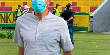 Alexandre Guimarães se quejó del arbitraje en Bucaramanga