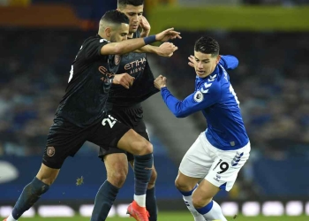 James Rodríguez así jugó el colombiano vs. el Mánchester City
