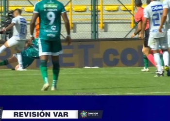 Los dos penales que el VAR no le pitó a Millonarios