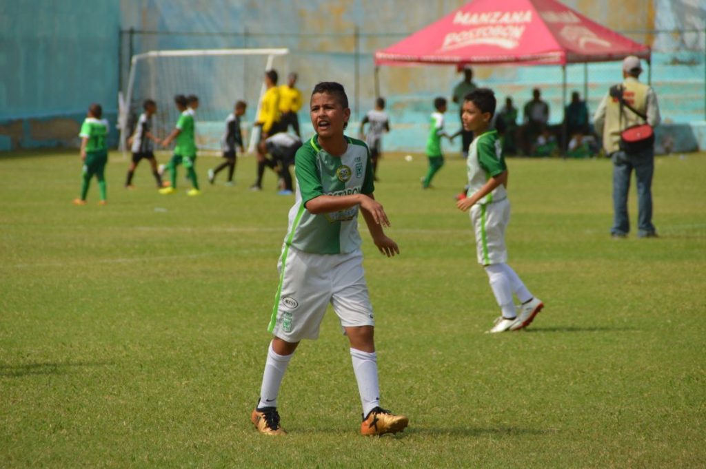 Hijo de Martín Elías: poca música y mucho fútbol con Atletico Nacional