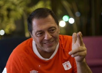 Tulio Gómez confirmó que los engañaron con el contrato de TV internacional
