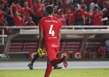 ¿Qué dice Hernán Torres del fichaje de Carlos Sierra en Deportes Tolima?
