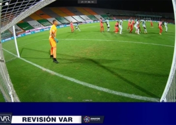 VAR y amonestación: ¡Polémica en Atlético Nacional vs. América de Cali!