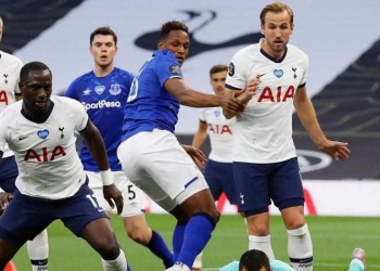 ¡Se confirma la lesión de James! Mina y Dávinson, titulares en el Everton vs. Tottenham